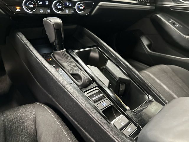 Thumbnail: 2023 Honda Accord - 10