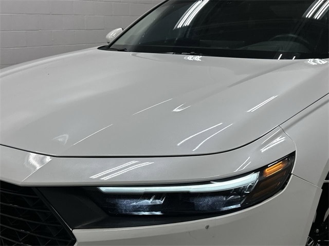 Thumbnail: 2023 Honda Accord - 32