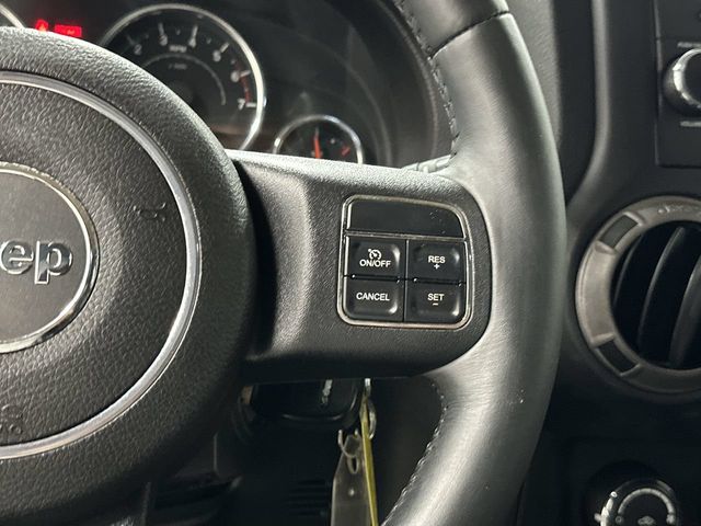 Thumbnail: 2011 Jeep Wrangler - 24