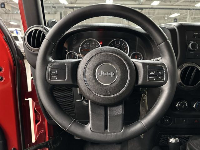 Thumbnail: 2011 Jeep Wrangler - 6