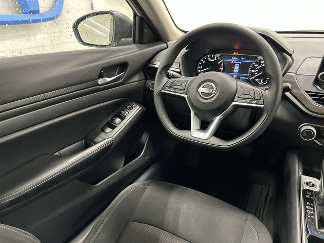 Thumbnail: 2025 Nissan Altima - 2