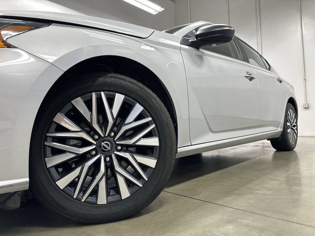 Thumbnail: 2024 Nissan Altima - 4