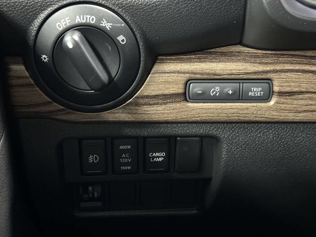 Thumbnail: 2016 Nissan Titan - 25