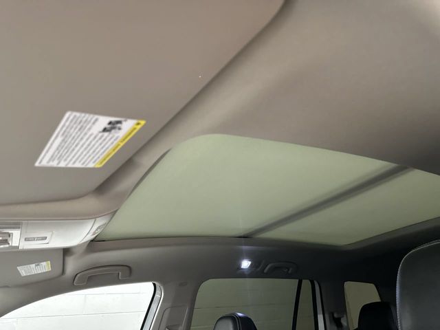 Thumbnail: 2023 Volkswagen Atlas - 32