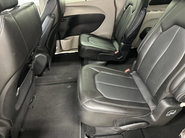 Thumbnail: 2024 Chrysler Pacifica - 8