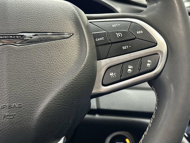 Thumbnail: 2025 Chrysler Pacifica - 23