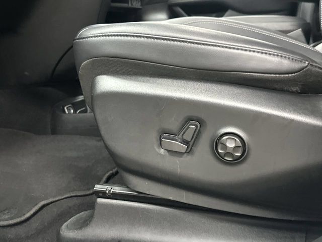 Thumbnail: 2025 Chrysler Pacifica - 30