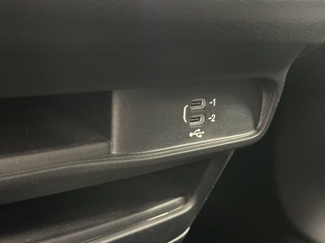 Thumbnail: 2026 Chrysler Pacifica - 29