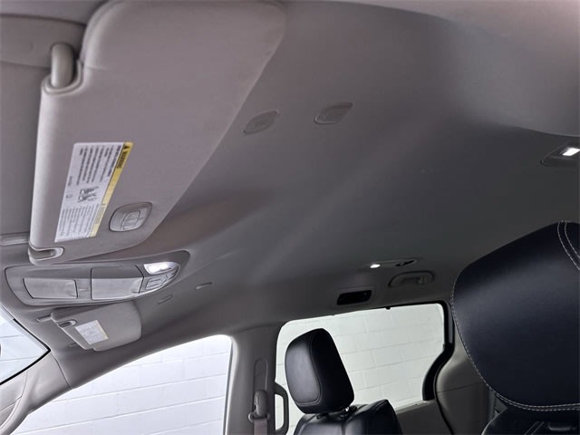 2022 Chrysler Pacifica Touring L 31