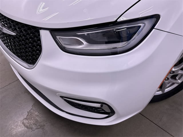 2022 Chrysler Pacifica Touring L 33
