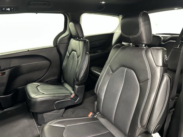 Thumbnail: 2025 Chrysler Pacifica - 21