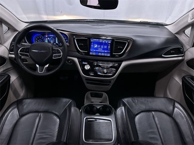 2018 Chrysler Pacifica  7