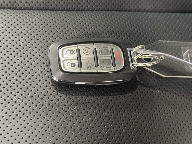 Thumbnail: 2026 Chrysler Pacifica - 13