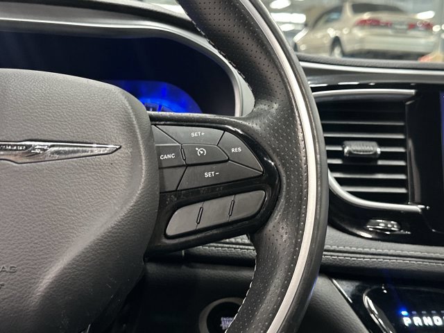 Thumbnail: 2020 Chrysler Pacifica - 23