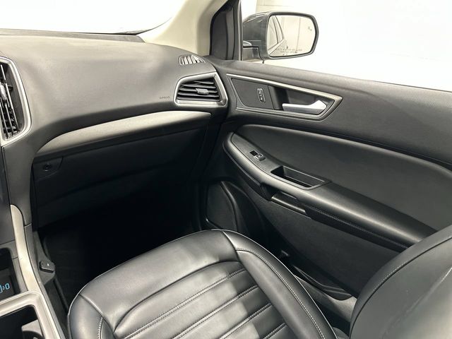 Thumbnail: 2024 Ford Edge - 21