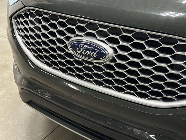 Thumbnail: 2024 Ford Edge - 4