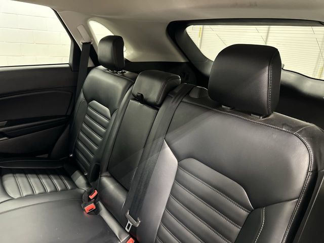 Thumbnail: 2024 Ford Edge - 22