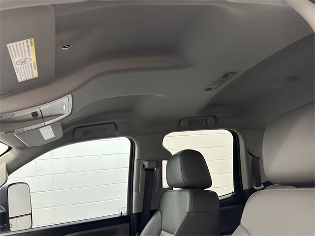 Thumbnail: 2019 Chevrolet Silverado 2500 - 31