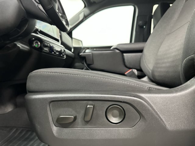 Thumbnail: 2026 Chevrolet Silverado 1500 - 31