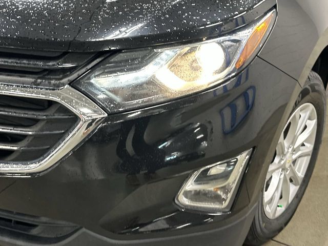 Thumbnail: 2020 Chevrolet Equinox - 32
