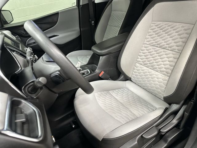 Thumbnail: 2020 Chevrolet Equinox - 6