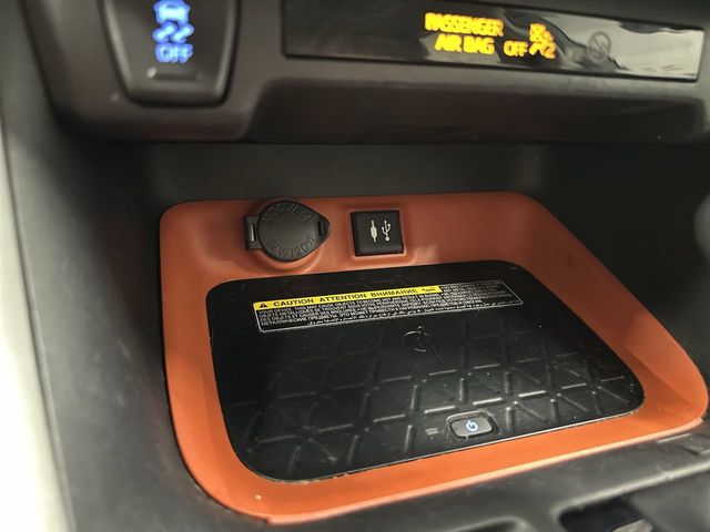 Thumbnail: 2019 Toyota RAV4 - 29