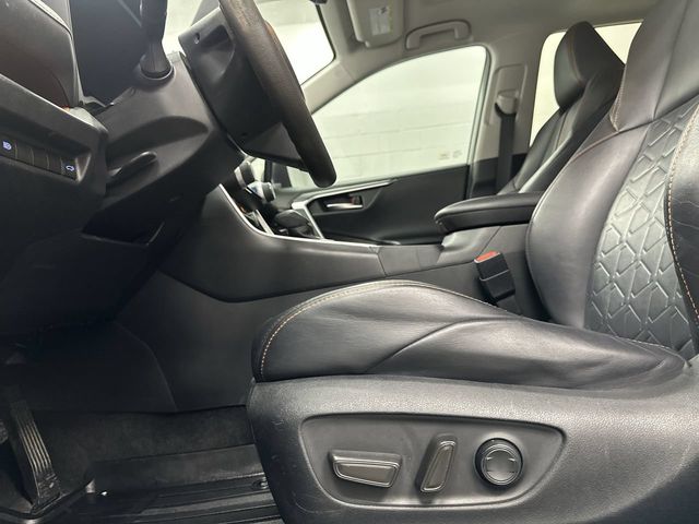 Thumbnail: 2019 Toyota RAV4 - 30