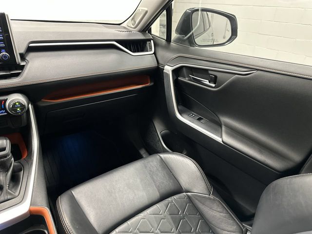 Thumbnail: 2019 Toyota RAV4 - 20