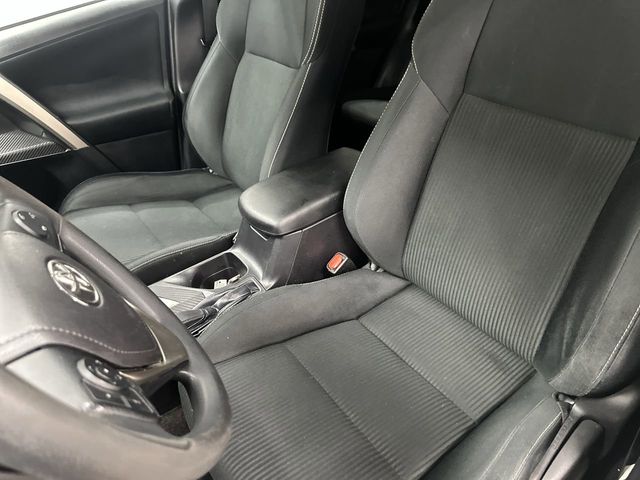 Thumbnail: 2015 Toyota RAV4 - 7