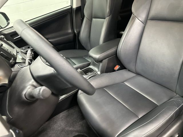 Thumbnail: 2017 Toyota RAV4 - 7