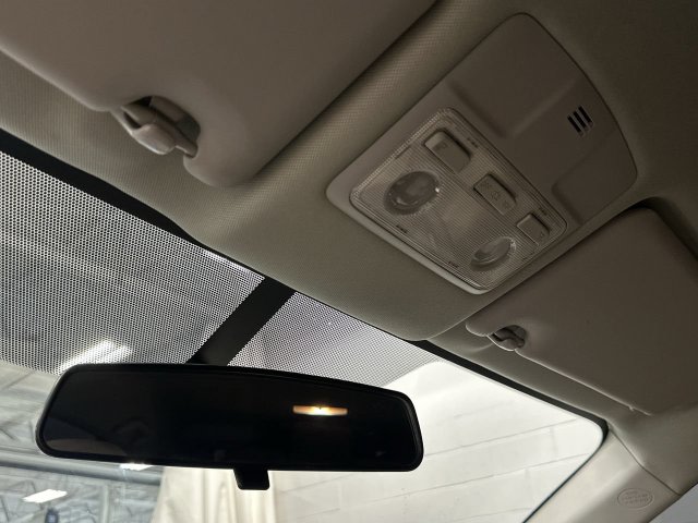 Thumbnail: 2013 Toyota RAV4 - 27