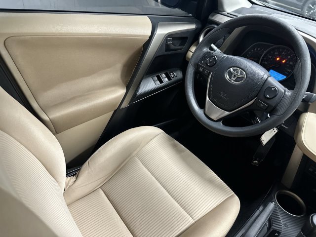 Thumbnail: 2013 Toyota RAV4 - 2