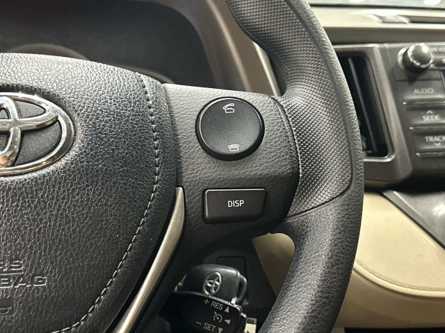 Thumbnail: 2013 Toyota RAV4 - 24