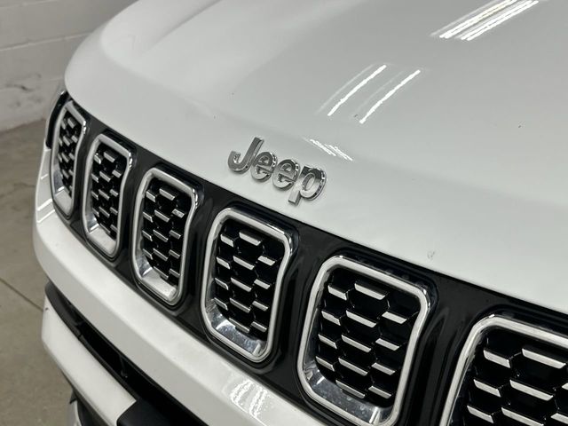 Thumbnail: 2025 Jeep Compass - 4