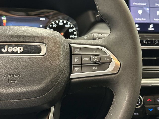Thumbnail: 2023 Jeep Compass - 22