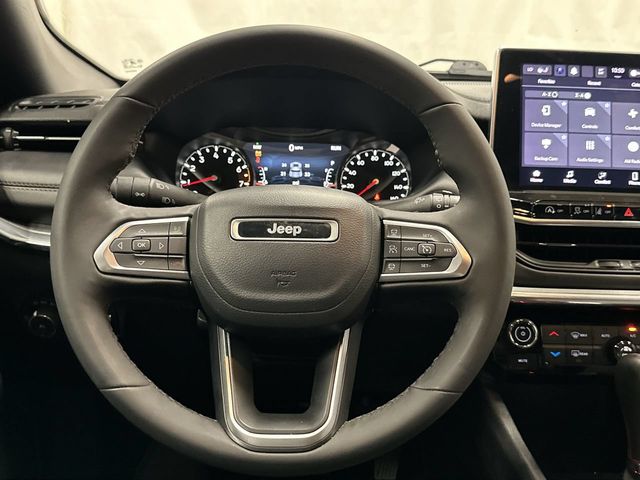 Thumbnail: 2023 Jeep Compass - 6