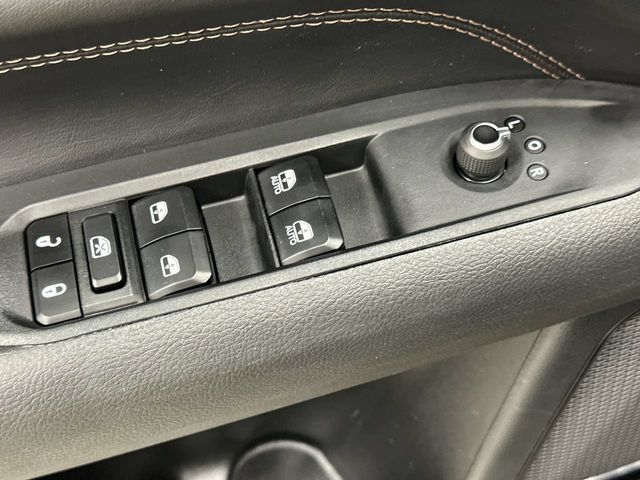 Thumbnail: 2023 Jeep Compass - 24