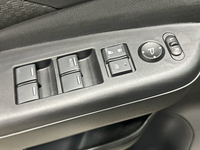 Thumbnail: 2016 Honda CR-V - 25
