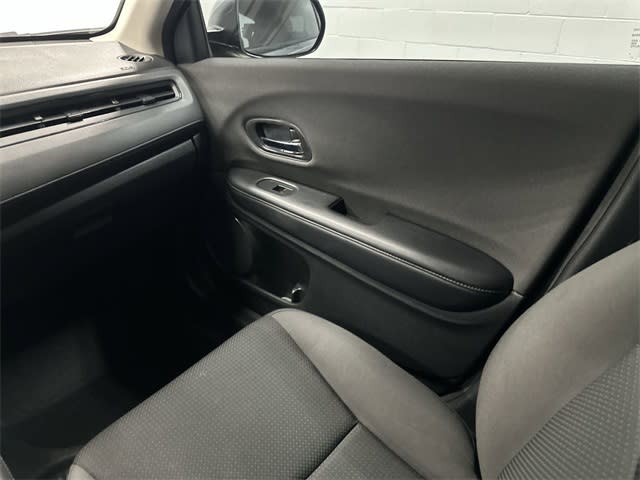 Thumbnail: 2022 Honda HR-V - 21