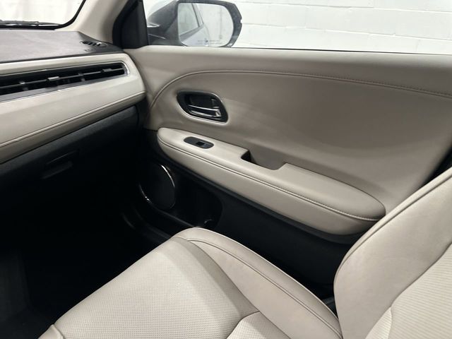 Thumbnail: 2021 Honda HR-V - 21