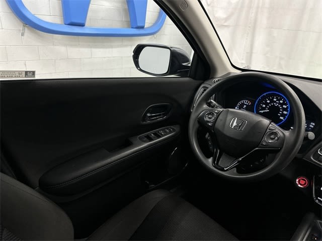 2022 Honda HR-V EX 2