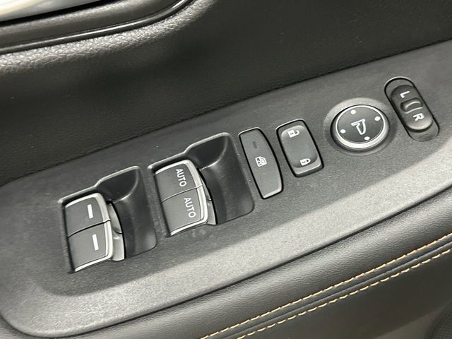 Thumbnail: 2025 Honda HR-V - 26