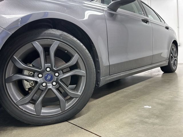 Thumbnail: 2018 Ford Fusion - 5