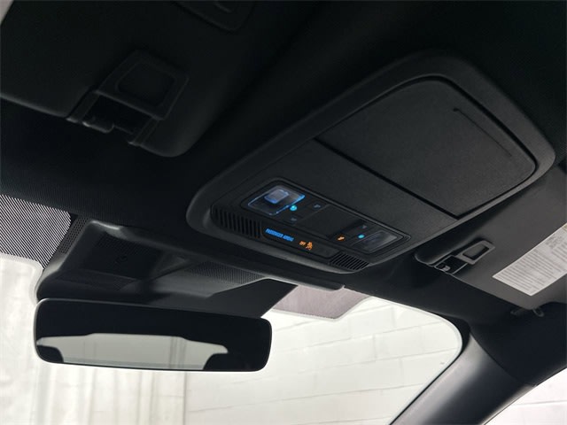 Thumbnail: 2022 Ford Mustang Mach-E - 25