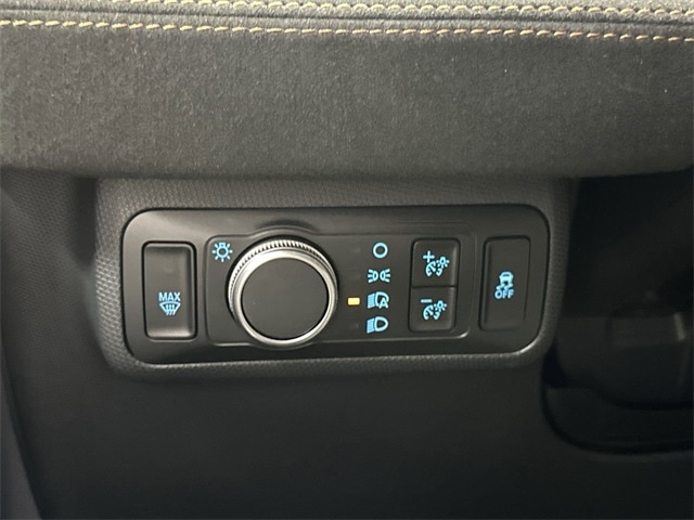 Thumbnail: 2022 Ford Mustang Mach-E - 23