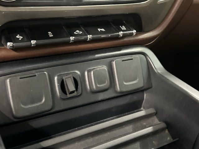 Thumbnail: 2015 Chevrolet Silverado 1500 - 28