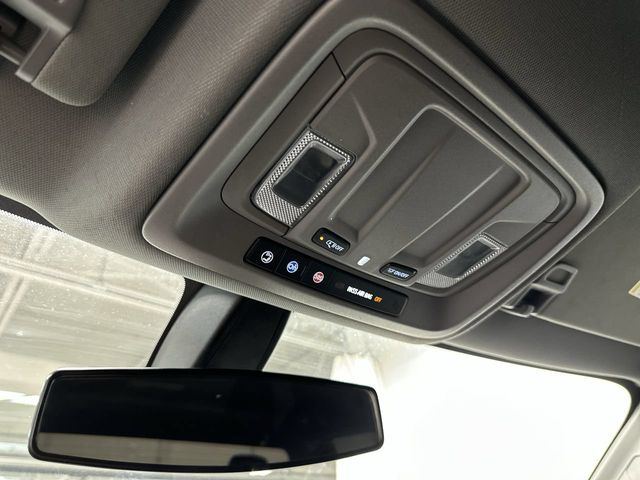 Thumbnail: 2020 Chevrolet Silverado 1500 - 26