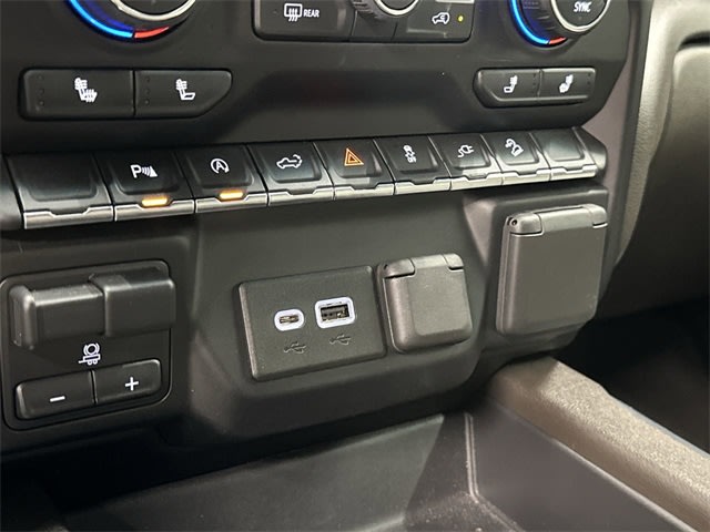 Thumbnail: 2020 Chevrolet Silverado 1500 - 29