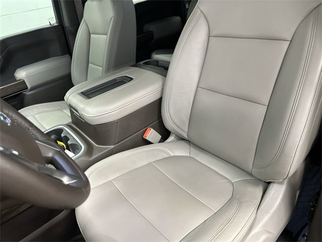 Thumbnail: 2020 Chevrolet Silverado 1500 - 8