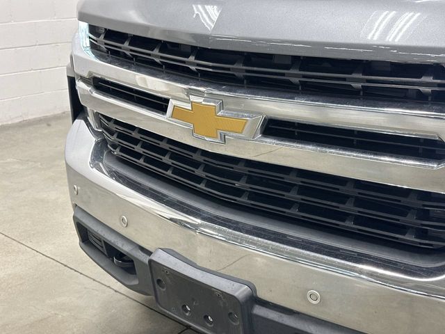Thumbnail: 2020 Chevrolet Silverado 1500 - 4